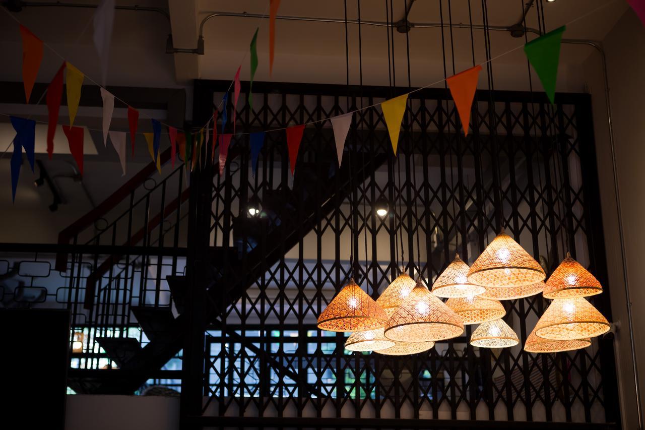 Puck Hostel 曼谷 外观 照片