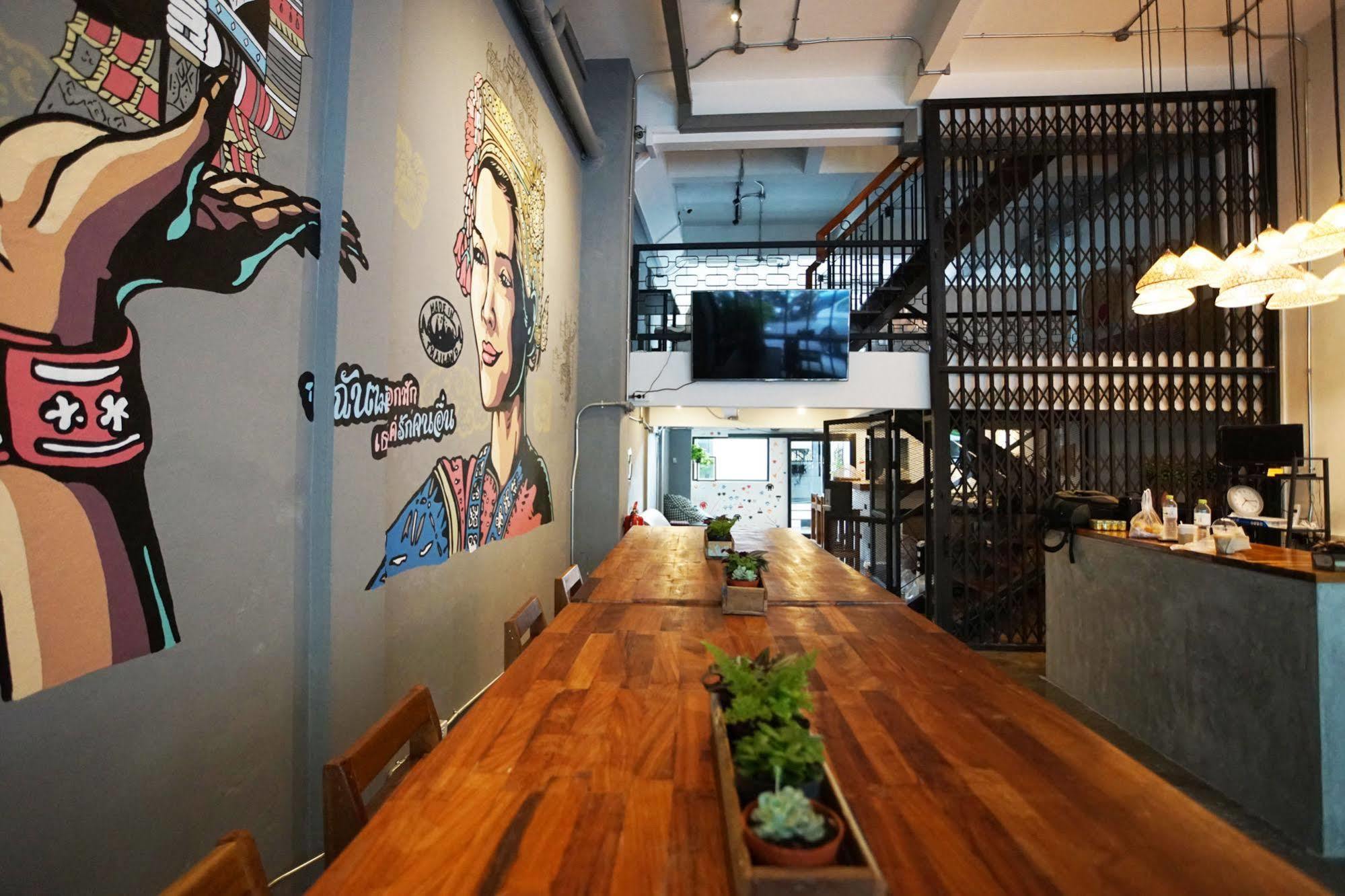Puck Hostel 曼谷 外观 照片