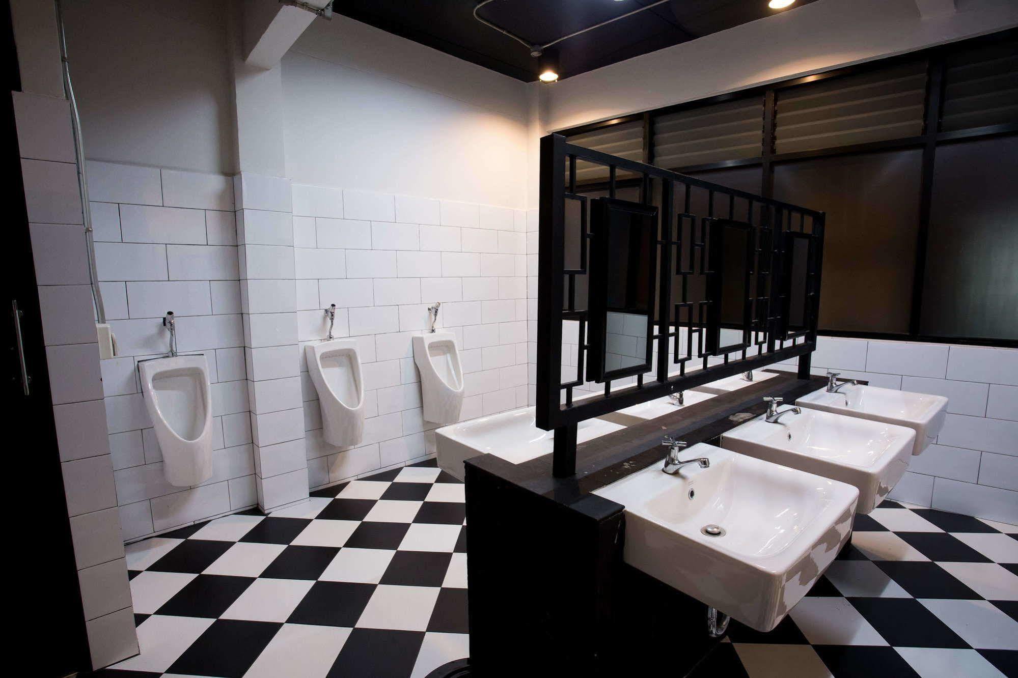 Puck Hostel 曼谷 外观 照片