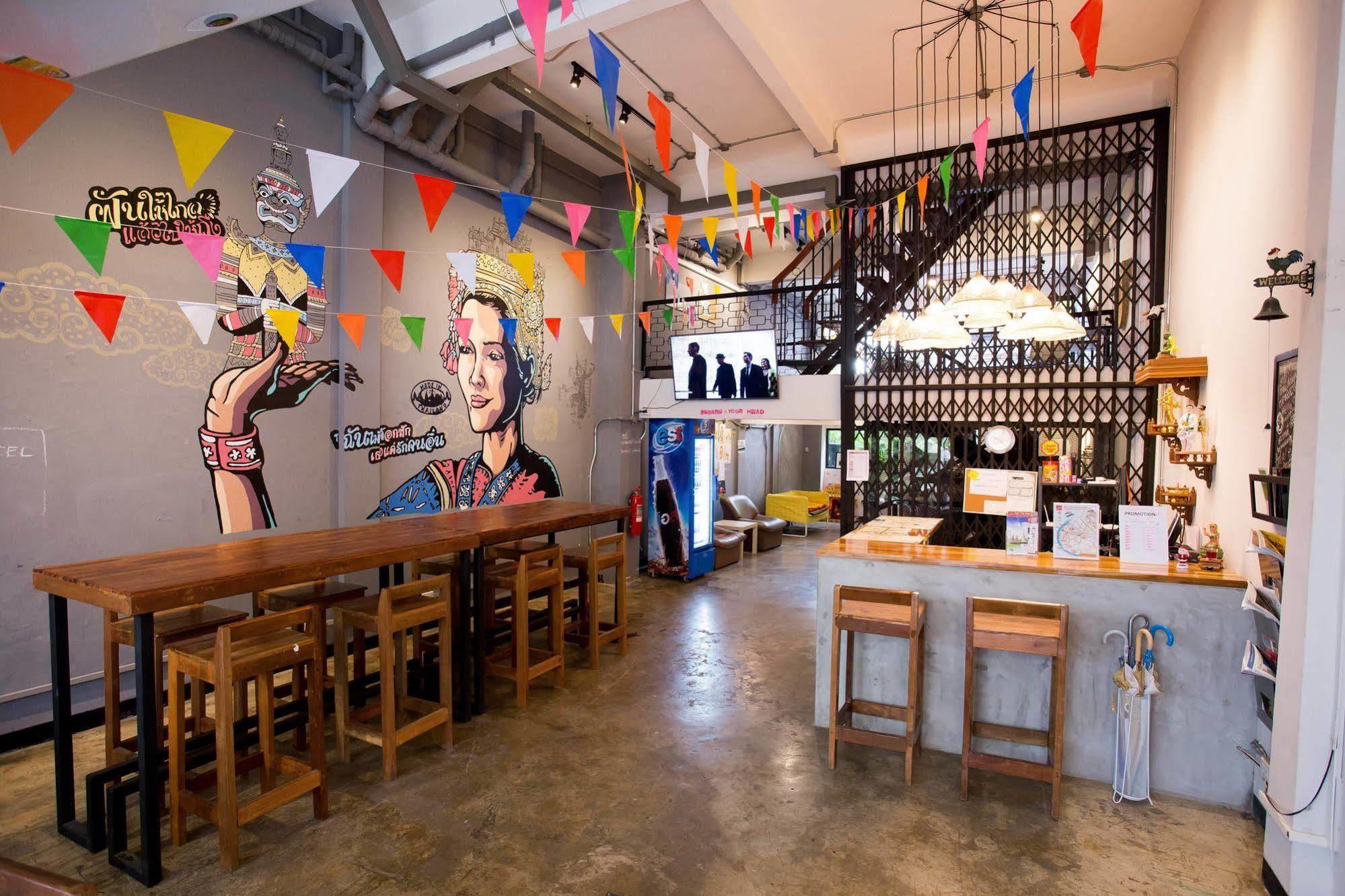 Puck Hostel 曼谷 外观 照片